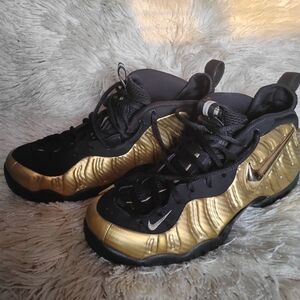 Nike air Foamposite Pro Gold Metallic 10.5 US size
